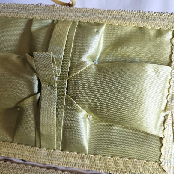 Vintage Woven Sewing Basket - Picture 12 of 12